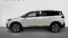 Vit Begagnad 2019 Peugeot 5008 GT-line SUV | 244 800 kr (Marknadspris)