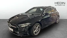 Svart (black) Begagnad 2023 Mercedes A250 AMG Halvkombi | 374 900 kr (Marknadspris)