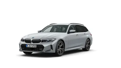 Begagnad 2025 BMW 330e Shadowline Kombi | 488 700 kr (Superpris)