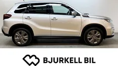 Grå Begagnad 2022 Suzuki Vitara SUV | 249 900 kr (Superpris)