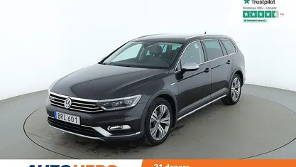 Mörkgrå Begagnad 2018 VW Passat Alltrack Kombi | 190 000 kr (Marknadspris)