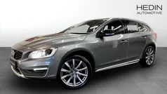 Grå (grey) Begagnad 2017 Volvo V60 CC Momentum Kombi | 248 700 kr (Bra pris)