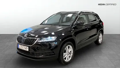 Svart Begagnad 2020 Skoda Karoq Ambition SUV | 229 500 kr (Marknadspris)