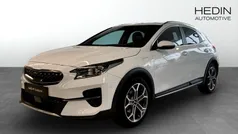 Vit (white) Begagnad 2022 Kia XCeed Advance SUV | 259 900 kr (Marknadspris)