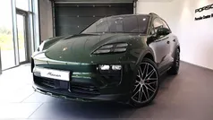 Mörkgrön (green) Ny 2025 Porsche Macan SUV | 1 280 800 kr (Marknadspris)
