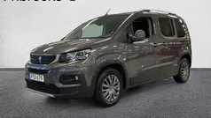 Mörkgrå Begagnad 2018 Peugeot Rifter Allure Minibuss | 149 800 kr (Marknadspris)