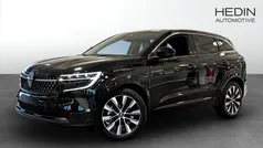 Svart (black) Begagnad 2024 Renault Austral Techno SUV | 379 900 kr (Marknadspris)