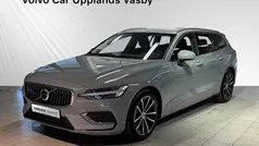 Grå Ny 2024 Volvo V60 Plus Kombi | 519 900 kr (Marknadspris)