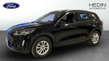 Svart Begagnad 2022 Ford Kuga Titanium SUV | 259 900 kr (Bra pris)