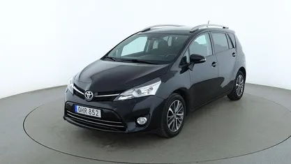 Svart Begagnad 2016 Toyota Verso Active Minibuss | 147 000 kr (Bra pris)