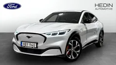 Vit Begagnad 2022 Ford Mustang Mach-E Standard Range SUV | 369 900 kr (Bra pris)