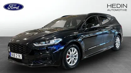 Svart Begagnad 2021 Ford Mondeo ST-Line Kombi | 219 900 kr (Marknadspris)