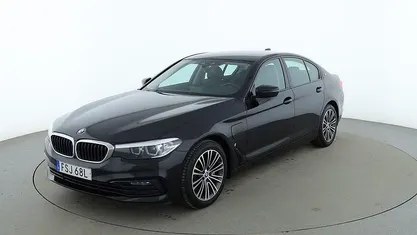 Svart Begagnad 2019 BMW 530e iPerformance Sedan | 216 000 kr (Bra pris)