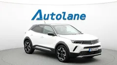 Vit Begagnad 2022 Opel Mokka-e Ultimate SUV | 199 900 kr (Marknadspris)