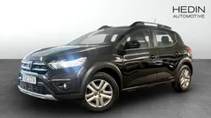 Svart (black) Begagnad 2021 Dacia Sandero Comfort Halvkombi | 129 900 kr (Bra pris)