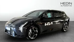 Svart (black) Ny 2025 Kia EV4 GT-Line Halvkombi | 623 400 kr (Marknadspris)