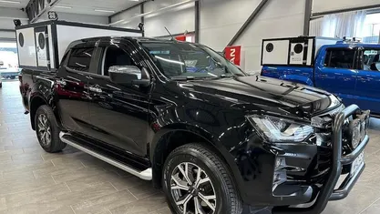 Begagnad Isuzu D-Max 2023 Grå Pickup