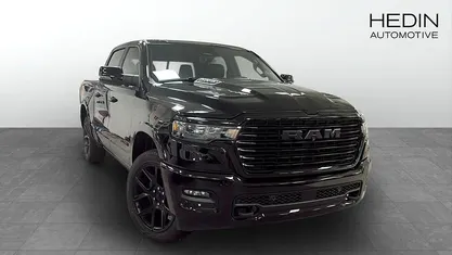 Ny RAM 1500 426 HK (313 kW) 2025 Svart Pickup