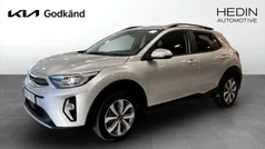Grå (silver) Begagnad 2024 Kia Stonic 4 SUV | 219 900 kr (Marknadspris)