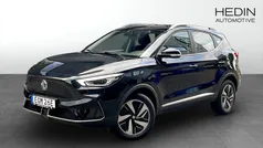 Svart (black) Begagnad 2022 MG ZS Comfort Sedan | 224 900 kr (Superpris)