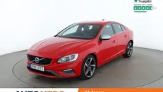 Röd Begagnad 2015 Volvo S60 R-Design Momentum Sedan | 141 000 kr (Marknadspris)
