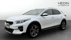 Vit (white) Begagnad 2022 Kia XCeed Advance SUV | 249 900 kr (Marknadspris)