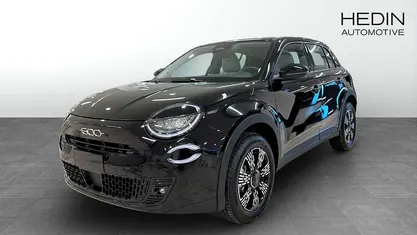 Begagnad 2025 Fiat 600 Icon Halvkombi | 350 800 kr