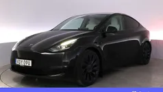 Svart Begagnad 2024 Tesla Model Y Performance SUV | 509 900 kr (Marknadspris)