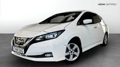 Vit (white) Begagnad 2021 Nissan Leaf N-Connecta Halvkombi | 164 900 kr (Bra pris)