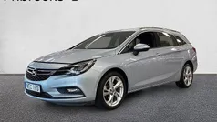 Grå Begagnad 2016 Opel Astra Kombi | 119 800 kr (Marknadspris)