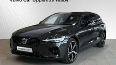 Grå Begagnad 2023 Volvo V60 Plus Kombi | 369 900 kr (Marknadspris)