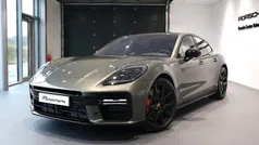 Porsche Panamera 4S
