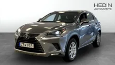 Grå (grey) Begagnad 2017 Lexus NX300h SUV | 269 800 kr (Lite dyr)