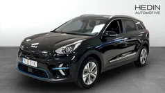 Blå (blue) Begagnad 2022 Kia e-Niro Advance SUV | 279 900 kr (Marknadspris)