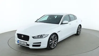 Begagnad 2016 Jaguar XE Sedan | 158 000 kr (Superpris)