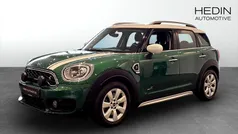 Grön (green) Begagnad 2020 Mini Countryman Salt SUV | 224 700 kr