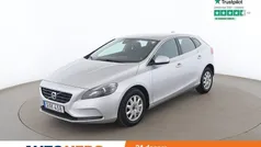 Silver Begagnad 2015 Volvo V40 Momentum Kombi | 105 000 kr (Marknadspris)