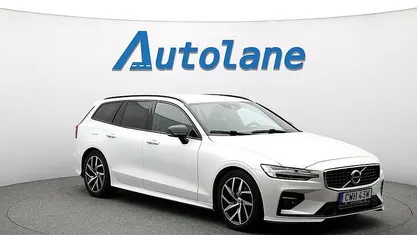 Begagnad Volvo V60 R-Design 190 HK (139 kW) 2020 Crystal white Kombi