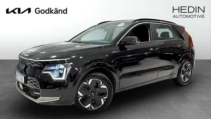 Svart Begagnad 2022 Kia Niro SUV | 304 900 kr (Marknadspris)