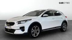 Vit Begagnad 2022 Kia XCeed Advance SUV | 239 900 kr (Marknadspris)