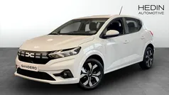 Vit (white) Ny 2025 Dacia Sandero Expression Halvkombi | 219 900 kr (Bra pris)