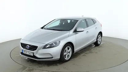 Silver Begagnad 2016 Volvo V40 Momentum Kombi | 147 000 kr (Marknadspris)