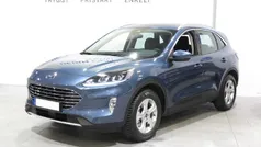 Blå (blue) Begagnad 2022 Ford Kuga Titanium SUV | 259 900 kr (Marknadspris)