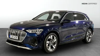 Blå Begagnad 2020 Audi e-tron S-Line SUV | 349 900 kr (Bra pris)
