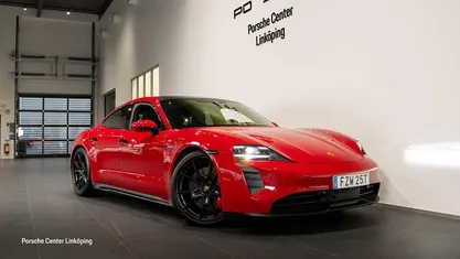 Begagnad Porsche Taycan GTS 380 kW (517 HK) 2023 Sedan