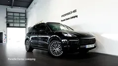 Svart (black) Begagnad 2022 Porsche Cayenne Platinum Edition SUV | 865 000 kr (Marknadspris)