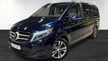 Begagnad 2015 Mercedes V220 Minibuss | 349 900 kr