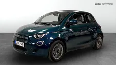 Grön (green) Begagnad 2022 Fiat 500e Icon Halvkombi | 199 900 kr (Marknadspris)
