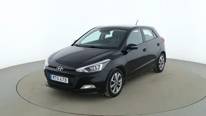 Svart Begagnad 2015 Hyundai i20 Comfort Sedan | 88 000 kr (Marknadspris)