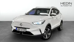 Vit (white) Begagnad 2022 MG ZS Luxury Sedan | 249 900 kr (Bra pris)